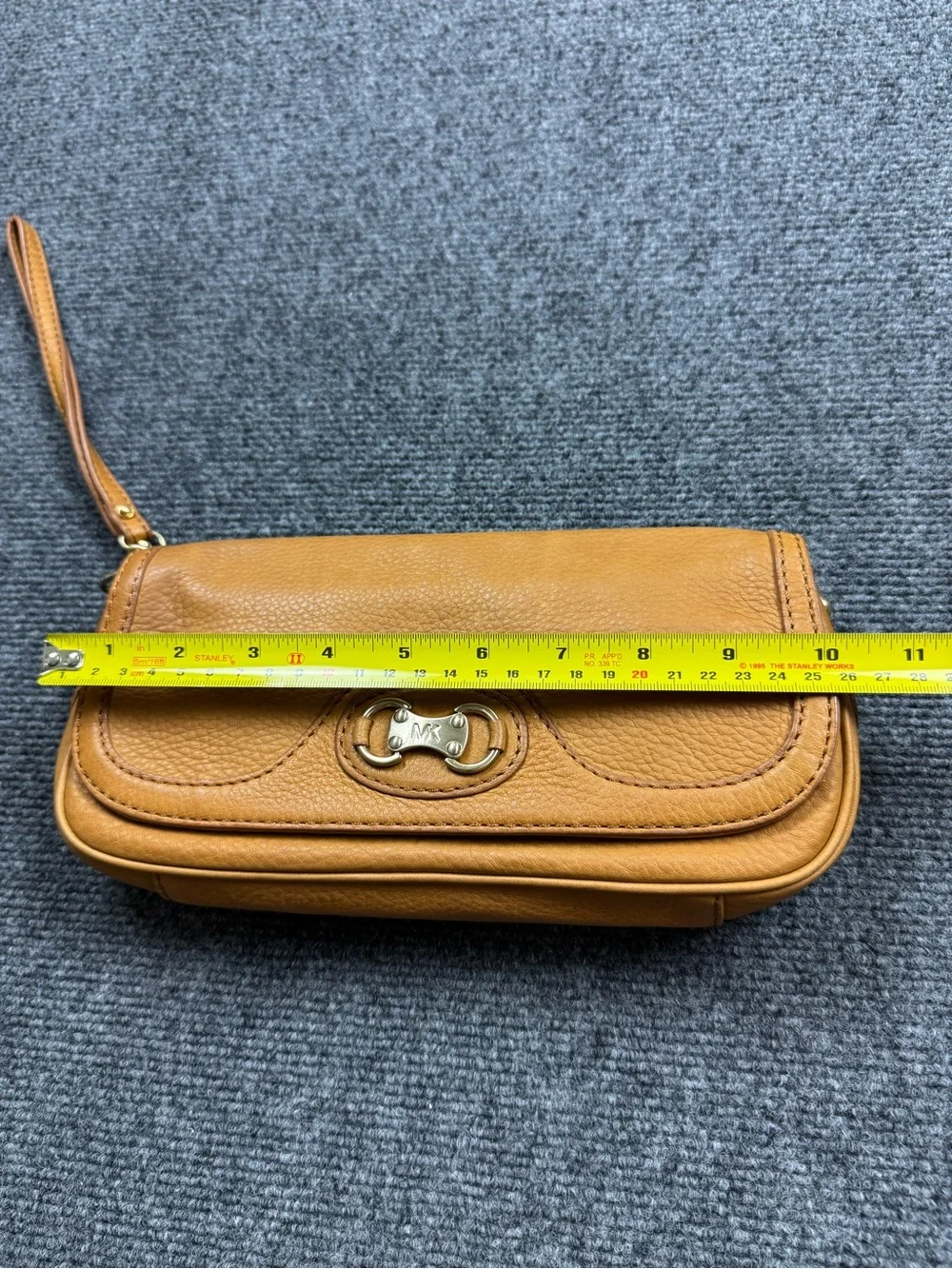 Michael Kors Tan Pebble Leather Wristlet Clutch Purse Horsebit Style Logo Clasp